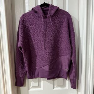 Tahari Sport Textured Purple Hoodie. Size small.